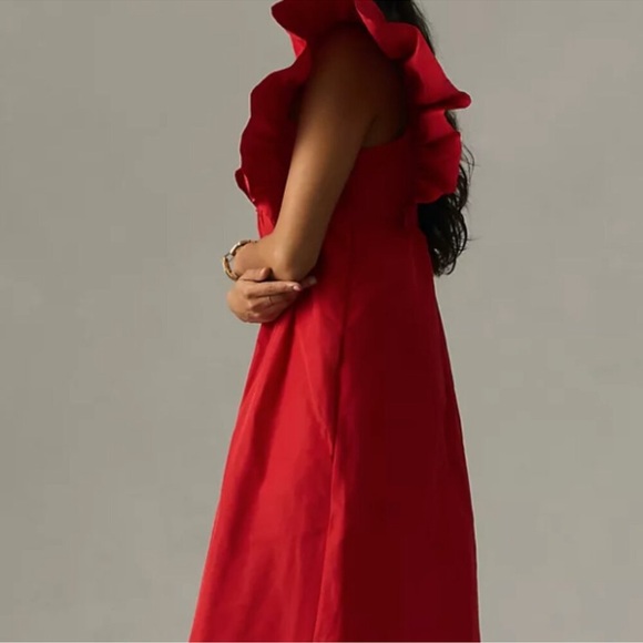 Red Dress - Picture 3 of 5